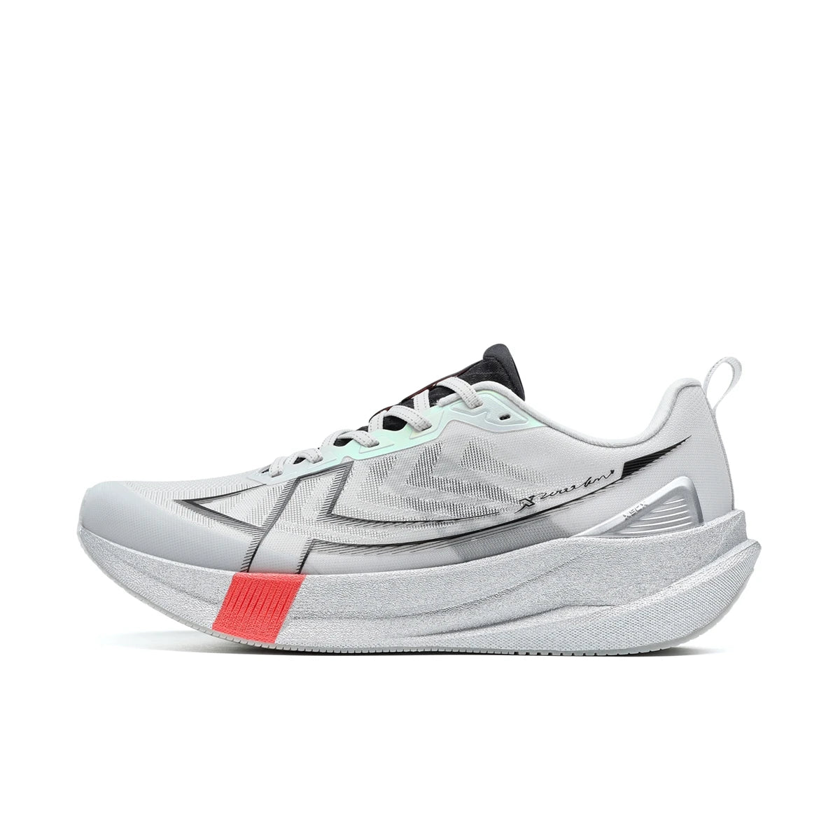 Scarpa da basket Xtep 2000km 5.0 Scarpe da Running – Sneakers da Maratona Morbide e Ammortizzate – Scarpe Professionali Leggere e Ultra-Resistenti - RAVsneakers